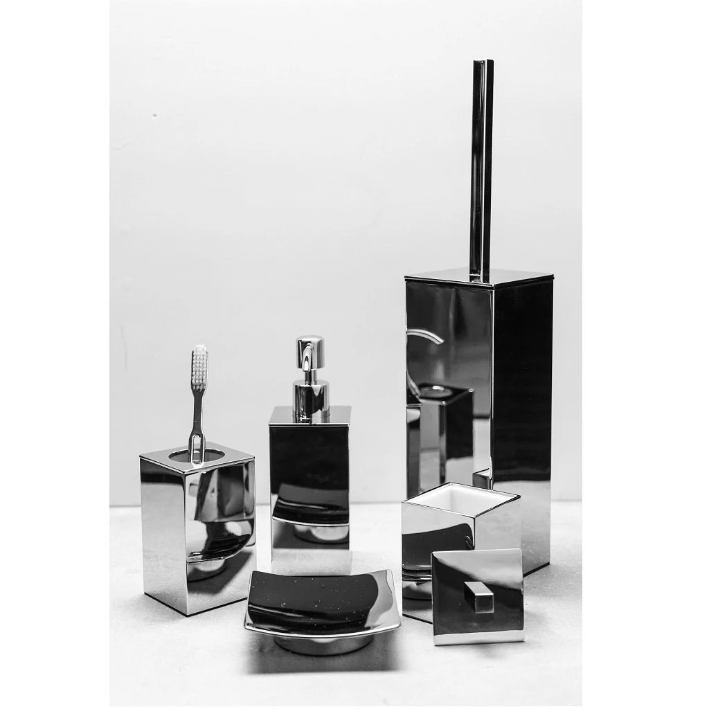 Cubic Bathroom Accesories Set - Free Standing - Brass/Polished Chrome